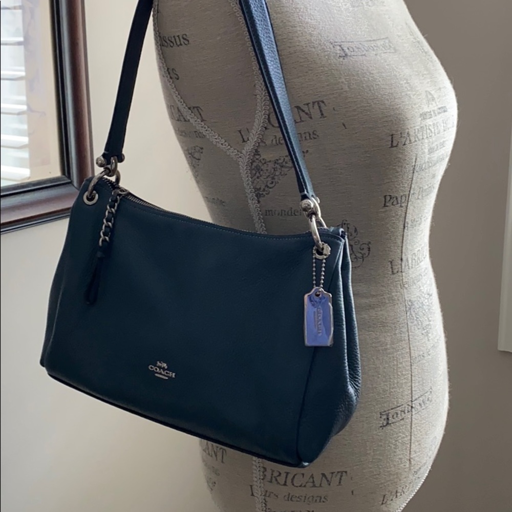 Coach outlet shoulder bag